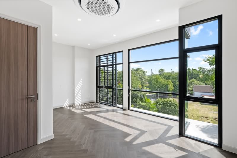 ขาย บ้าน The Zenith วังทองหลาง (ทำเลพิเศษ อยู่ในซอยโรงเรียนนานาชาติ SISB) บ้าน 3 ชั้น 288.50 ตร.ม., กรุงเทพ, เลียบด่วนเอกมัย-รามอินทรา, วังทองหลาง, วังทองหลาง, กรุงเทพ, 289 ตร.ม., บ้านแฝด ขาย, โดย TopLands of Thailand, 500188446 - DDproperty.com