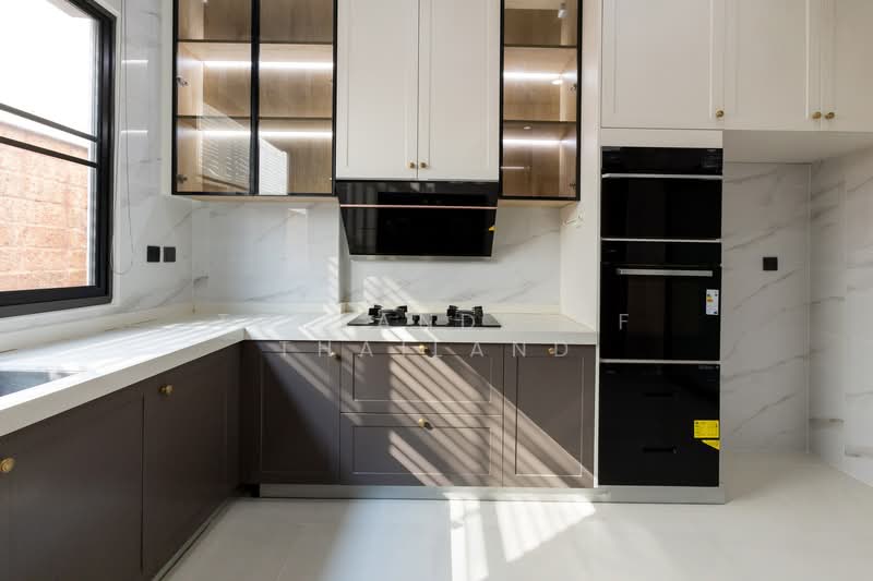 Grand Bangkok Boulevard Srinakarin, Bangkok, Srinagarindra Rd, Nong Bon, Prawet, Bangkok, 5 Bedrooms, 534 sqm, Single Detached House For Sale, by TopLands of Thailand, 500188452 - DDproperty.com