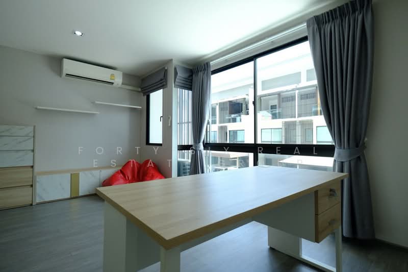 Landmark Ekamai-Ramindra, Bangkok, Sukhonthasawat Road, Lat Phrao, Lat Phrao, Bangkok, 3 Bedrooms, 200 sqm, Townhouse For Rent, by Forty-Six Real Estate Group, 500188456 - DDproperty.com