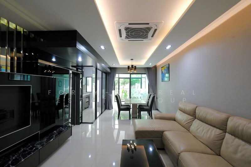 Landmark Ekamai-Ramindra, Bangkok, Sukhonthasawat Road, Lat Phrao, Lat Phrao, Bangkok, 3 Bedrooms, 200 sqm, Townhouse For Rent, by Forty-Six Real Estate Group, 500188456 - DDproperty.com