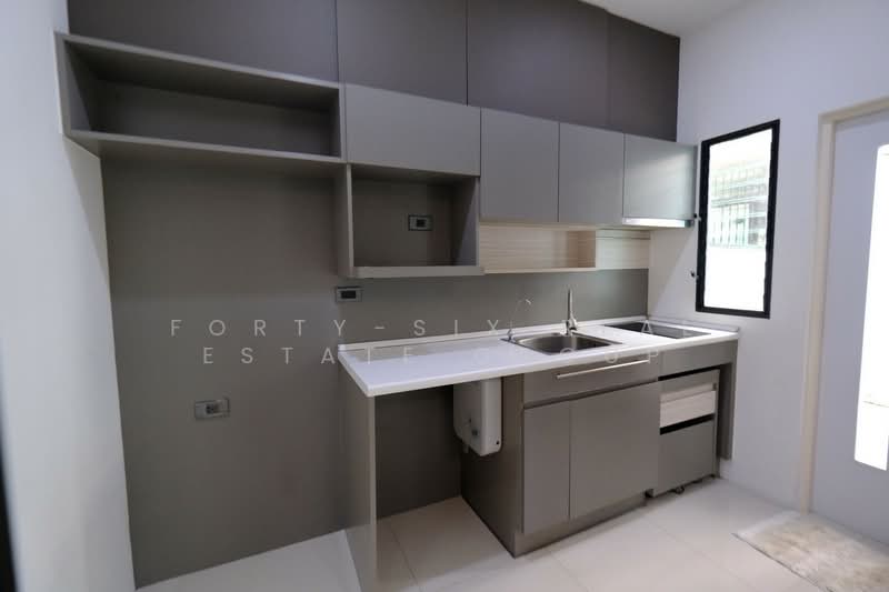 Landmark Ekamai-Ramindra, Bangkok, Sukhonthasawat Road, Lat Phrao, Lat Phrao, Bangkok, 3 Bedrooms, 200 sqm, Townhouse For Rent, by Forty-Six Real Estate Group, 500188456 - DDproperty.com