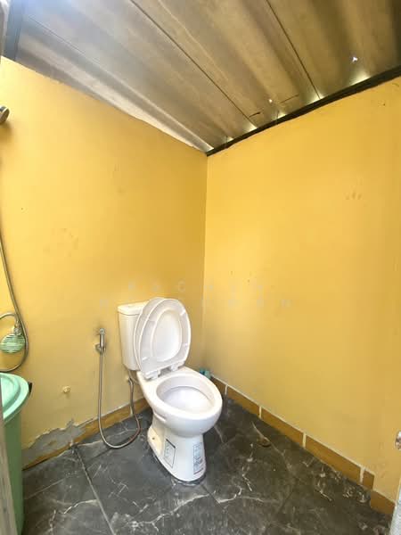 Warehouse with office space for rent in Hat Yai, Songkhla. Flood-free area. Size: 1,500 sq.m., Songkhla, Ban Phru, Hat Yai, Songkhla, , 1,500 sqm, Warehouse/Factory For Sale, by Rachen Nopsuwan, 500188457 - DDproperty.com