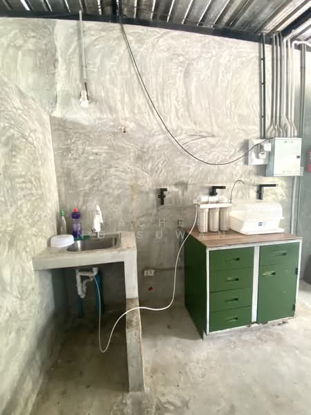 Warehouse with office space for rent in Hat Yai, Songkhla. Flood-free area. Size: 1,500 sq.m., Songkhla, Ban Phru, Hat Yai, Songkhla, , 1,500 sqm, Warehouse/Factory For Sale, by Rachen Nopsuwan, 500188457 - DDproperty.com