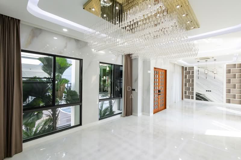 Grand Bangkok Boulevard Srinakarin, Bangkok, Srinagarindra Rd, Nong Bon, Prawet, Bangkok, 5 Bedrooms, 534 sqm, Single Detached House For Rent, by TopLands of Thailand, 500188458 - DDproperty.com