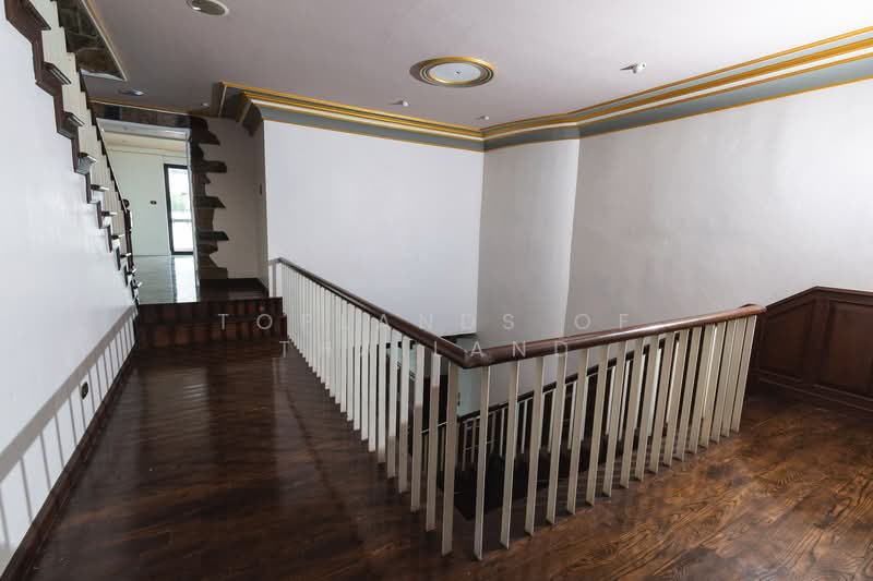 ขาย บ้านย่านสาทร-เย็นอากาศ ทำเลทอง บ้าน 4 ชั้น เนื้อที่ 46.4 ตร.วา 400 ตร.ม. 4 ห้องนอน 4 ห้องน้ำ, Bangkok, เย็นอากาศ, Chong Nonsi, Yan Nawa, Bangkok, 4 Bedrooms, 400 sqm, Single Detached House For Sale, by TopLands of Thailand, 500188468 - DDproperty.com