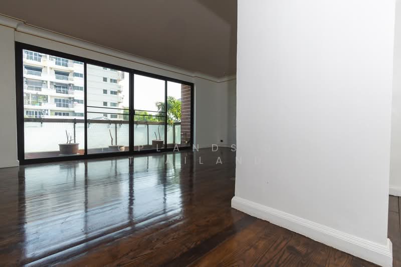 ขาย บ้านย่านสาทร-เย็นอากาศ ทำเลทอง บ้าน 4 ชั้น เนื้อที่ 46.4 ตร.วา 400 ตร.ม. 4 ห้องนอน 4 ห้องน้ำ, Bangkok, เย็นอากาศ, Chong Nonsi, Yan Nawa, Bangkok, 4 Bedrooms, 400 sqm, Single Detached House For Sale, by TopLands of Thailand, 500188468 - DDproperty.com