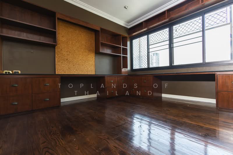 ขาย บ้านย่านสาทร-เย็นอากาศ ทำเลทอง บ้าน 4 ชั้น เนื้อที่ 46.4 ตร.วา 400 ตร.ม. 4 ห้องนอน 4 ห้องน้ำ, กรุงเทพ, เย็นอากาศ, ช่องนนทรี, ยานนาวา, กรุงเทพ, 400 ตร.ม., บ้านเดี่ยว ขาย, โดย TopLands of Thailand, 500188468 - DDproperty.com