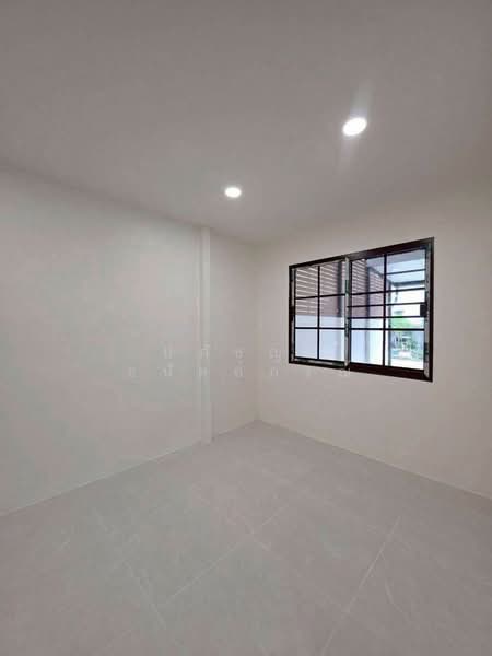 ขาย - Baan Ua-Athorn Lat Lum Kaew 1,2 : บ้านเอื้ออาทร ลาดหลุมแก้ว 1,2, ปทุมธานี