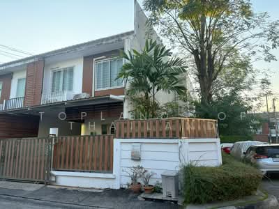 ขาย - Areeya The Colors Premium Lat Pla Khao : อารียา เดอะคัลเลอร์ พรีเมียม ลาดปลาเค้า, กรุงเทพ