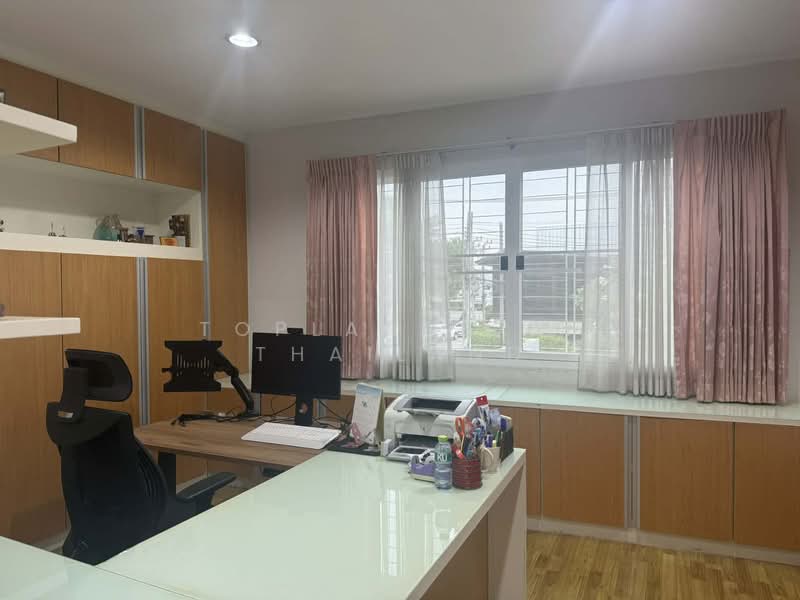 Areeya The Colors Premium Lat Pla Khao, Bangkok, Chorake Bua, Lat Phrao, Bangkok, 3 Bedrooms, 150 sqm, Townhouse For Sale, by TopLands of Thailand, 500188481 - DDproperty.com