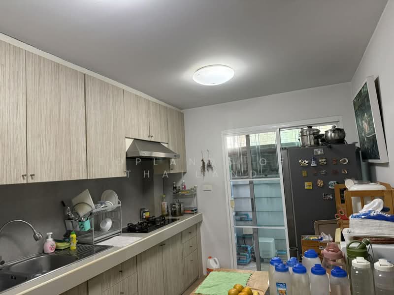Areeya The Colors Premium Lat Pla Khao, Bangkok, Chorake Bua, Lat Phrao, Bangkok, 3 Bedrooms, 150 sqm, Townhouse For Sale, by TopLands of Thailand, 500188481 - DDproperty.com