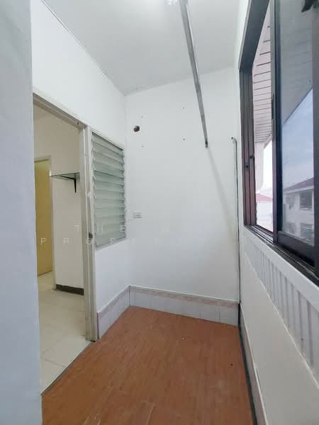 Baan Ua-Athorn Baan Klong Suan, Samut Prakan, Soi Pracha Uthit 90, Ban Khlong Suan, Phra Samut Jadee, Samut Prakan, 1 Bedroom, 33 sqm, Condo For Sale, by The Best Property วัน, 500188513 - DDproperty.com