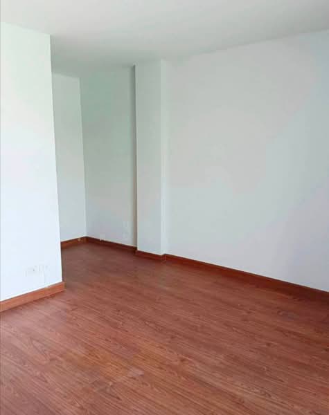 จดบริษัทได้ ทำเลใกล้นอร์ทปาร์ค งามวงศ์วาน 47 ให้เช่าทาวน์โฮม 3 ชั้น บ้านสวย 4 นอน พร้อมอยู่, Bangkok, งามวงศ์วาน, Thung Song Hong, Lak Si, Bangkok, 4 Bedrooms, 200 sqm, Townhouse For Rent, by บุษบา รัตนวงษ์ชัย, 500188517 - DDproperty.com