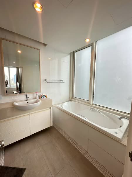 Siri Residence : สิริ เรสซิเด้นซ์, กรุงเทพ, 21 ซอยสุขุมวิท 24, คลองตัน, คลองเตย, กรุงเทพ, 105 ตร.ม., คอนโด ให้เช่า, โดย Phatcharanan Kittiananchat, 500188527 - DDproperty.com