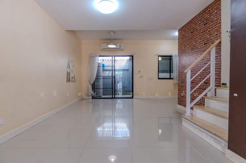 The Connect Onnut-Wongwann, Bangkok, Kanchanaphisek Rd, Dok Mai, Prawet, Bangkok, 3 Bedrooms, 98 sqm, Townhouse For Sale, by อดิเทพ ภระมรทัต, 500188530 - DDproperty.com