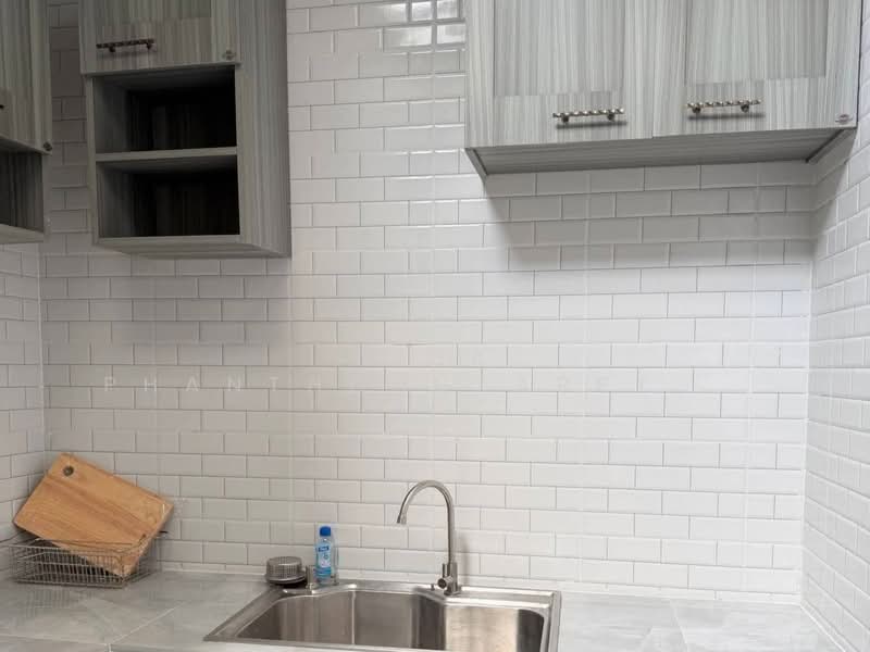 For rent: 4-story home office in Sathorn, prime location, near BTS Saint Louis station., Bangkok, Yan Nawa, Sathon, Bangkok, , 410 sqm, Office Space For Rent, by Tida phanthonglarptawee, 500188554 - DDproperty.com