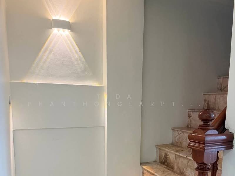 For rent: 4-story home office in Sathorn, prime location, near BTS Saint Louis station., Bangkok, Yan Nawa, Sathon, Bangkok, , 410 sqm, Office Space For Rent, by Tida phanthonglarptawee, 500188554 - DDproperty.com