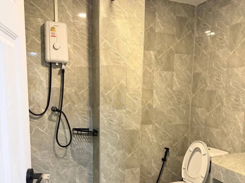 For rent: 4-story home office in Sathorn, prime location, near BTS Saint Louis station., Bangkok, Yan Nawa, Sathon, Bangkok, , 410 sqm, Office Space For Rent, by Tida phanthonglarptawee, 500188554 - DDproperty.com