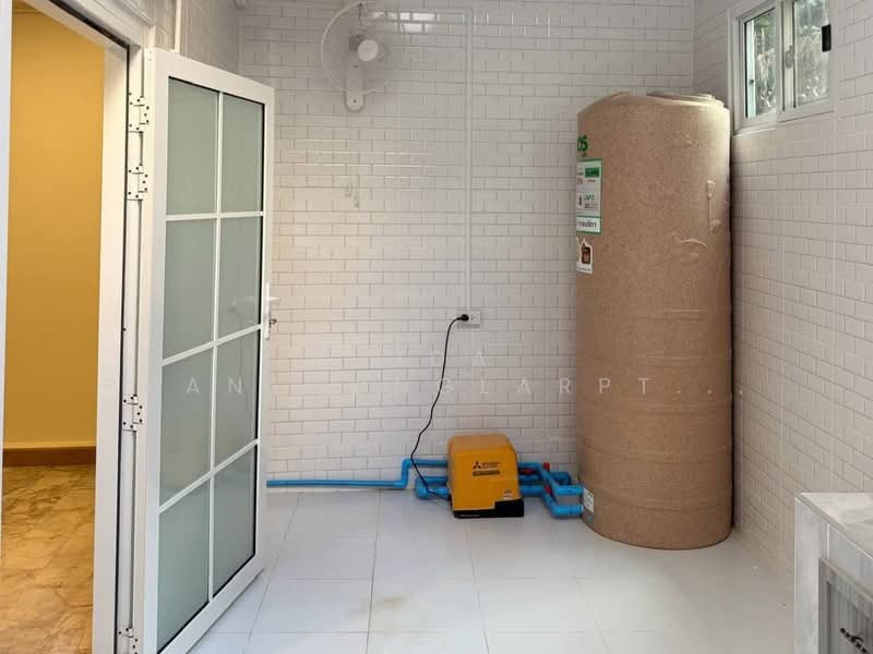 ให้เช่า โฮมออฟฟิศ ย่านสาธร 4 ชั้น ทำเลทอง ใกล้รถไฟฟ้า BTS เซ็นต์หลุยส์, กรุงเทพ, ยานนาวา, สาทร, กรุงเทพ, 410 ตร.ม., สำนักงาน ให้เช่า, โดย Tida phanthonglarptawee, 500188554 - DDproperty.com