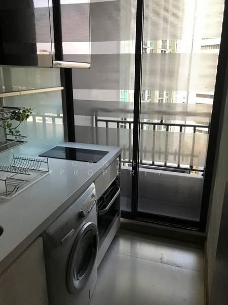 Ivy Ampio, Bangkok, 48 Ratchadaphisek Road, Huai Khwang, Huai Khwang, Bangkok, 1 Bedroom, 30 sqm, Condo For Rent, by Connex Property, 500188586 - DDproperty.com