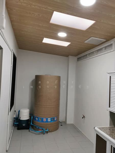 ให้เช่า - The Trop 2 Motorway-Ladkrabang : เดอะ ทรอป 2 มอเตอร์เวย์-ลาดกระบัง, กรุงเทพ