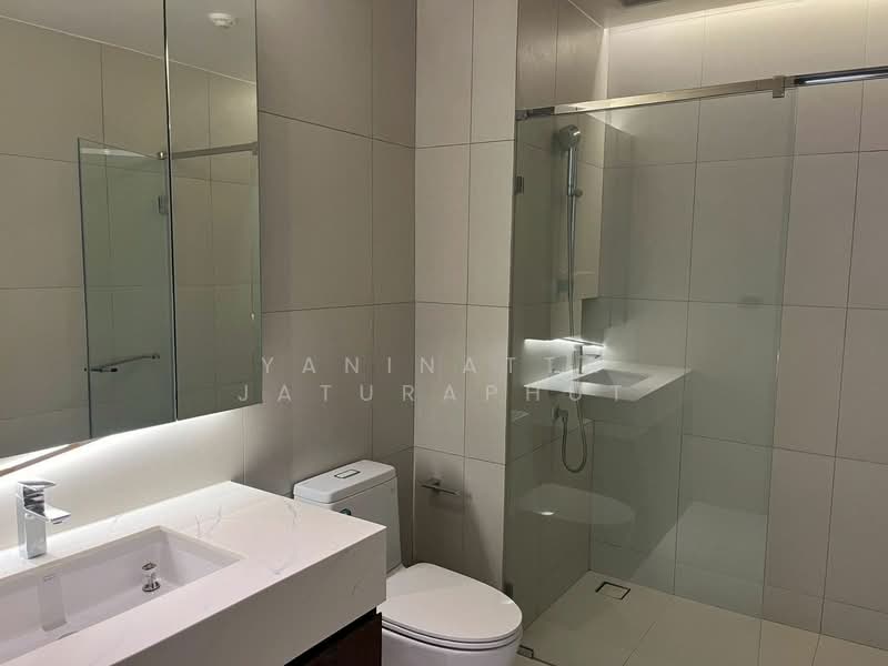 Raveevan Space, Bangkok, Soi Sukhumvit 39, Khlong Tan Nua, Watthana, Bangkok, 3 Bedrooms, 270 sqm, Condo For Rent, by Yaninatta Jaturaphut, 500188590 - DDproperty.com