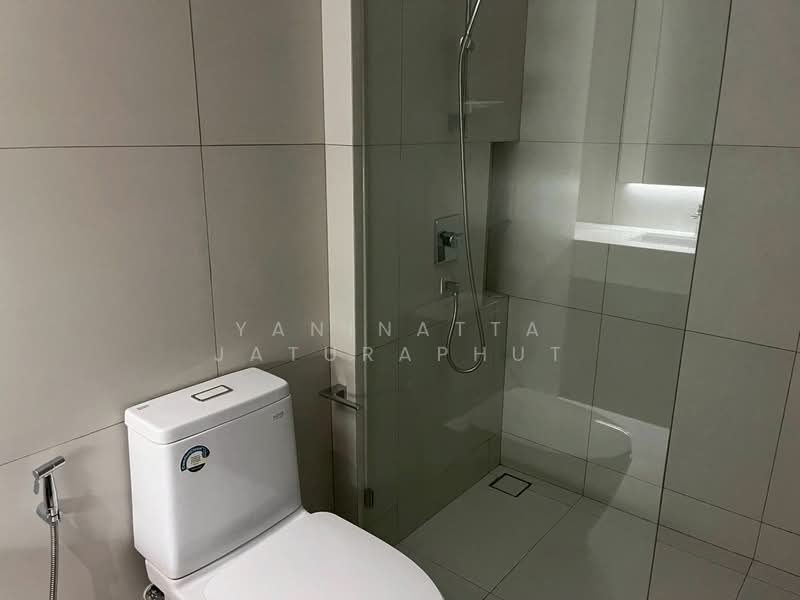 Raveevan Space, Bangkok, Soi Sukhumvit 39, Khlong Tan Nua, Watthana, Bangkok, 3 Bedrooms, 270 sqm, Condo For Rent, by Yaninatta Jaturaphut, 500188590 - DDproperty.com