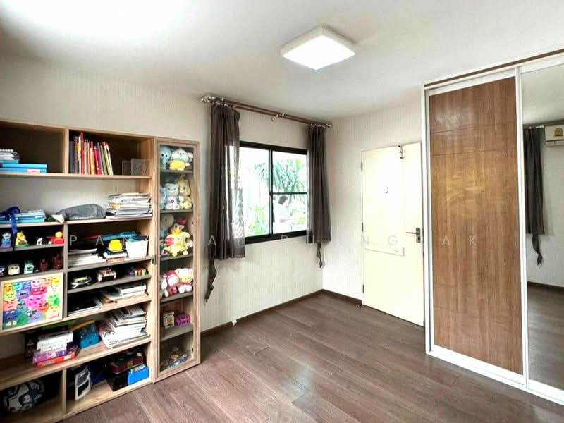 Mantana Bangna Km.7, Samut Prakan, 68 Bangna-Trad Road, Bang Kaeo, Bang Plee, Samut Prakan, 4 Bedrooms, 200 sqm, Single Detached House For Sale, by Panuwat Ruangrak, 500188604 - DDproperty.com