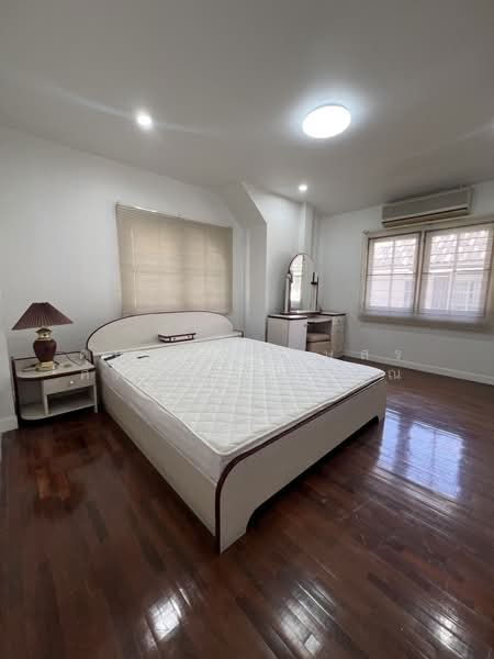 Home Place Ramkhamhaeng, Bangkok, Soi Ramkhamhaeng 140, Saphan Sung, Saphan Sung, Bangkok, 4 Bedrooms, 300 sqm, Single Detached House For Rent, by คุณวรพรรษสร ศศิโรจน์โสภณ, 500188615 - DDproperty.com