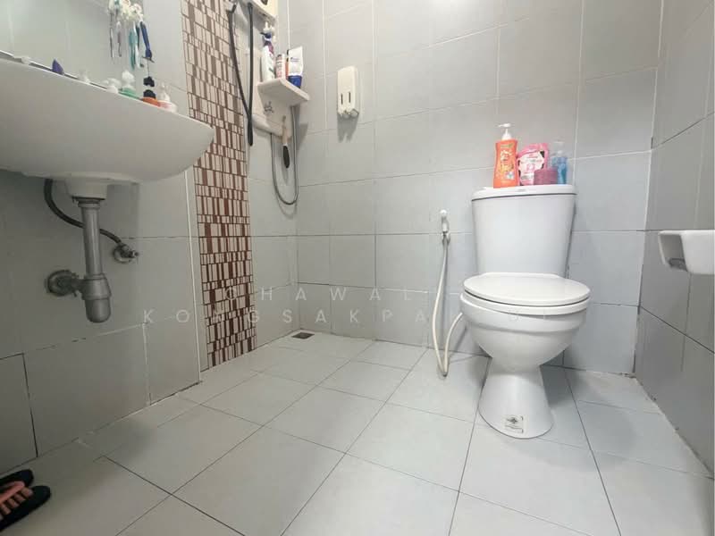 Pleno Ratchapruek-Rama 5, Nonthaburi, Bang Kruai-Sai Noi Road, Bang Krang, Muang Nonthaburi, Nonthaburi, 3 Bedrooms, 120 sqm, Townhouse For Sale, by CHAWALIT KONGSAKPAIBUL, 500188631 - DDproperty.com