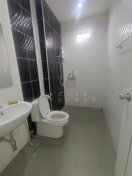 For Rent - Twin house for rent, 2 stories, 3 bedrooms, 32 sq.wa., fully furnished, near Ban Phru Municipality., Songkhla