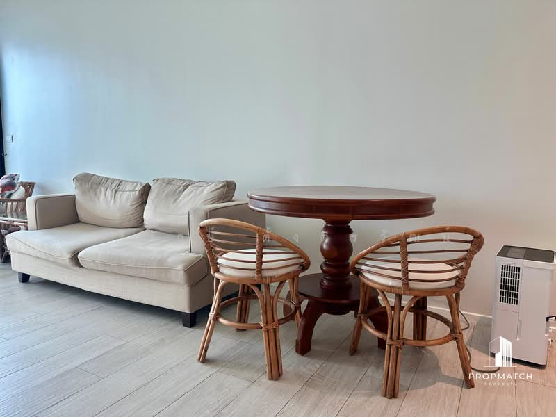 The Lofts Silom, Bangkok, Pramuan Road, Silom, Bang Rak, Bangkok, 1 Bedroom, 49 sqm, Condo For Sale, by หริรักษ์ ตั้งติรวัฒน์, 500188683 - DDproperty.com