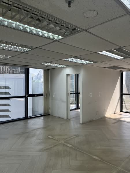 Rent office space @ BTS Ashok + MRT Sukhumvit, Bangkok, สุขุมวิท, Khlong Toei, Khlong Toei, Bangkok, , 165 sqm, Office Space For Rent, by Suchart Gambhir, 500188743 - DDproperty.com