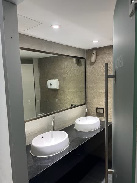 Rent office space @ BTS Ashok + MRT Sukhumvit, Bangkok, สุขุมวิท, Khlong Toei, Khlong Toei, Bangkok, , 165 sqm, Office Space For Rent, by Suchart Gambhir, 500188743 - DDproperty.com