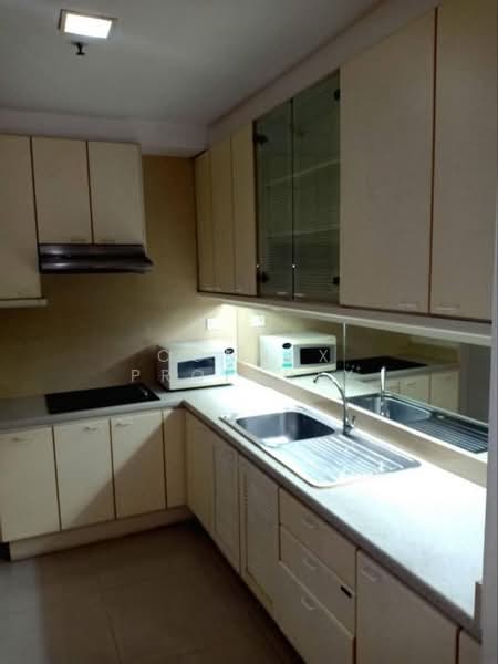 Baan Suanpetch, Bangkok, 18 Soi Sukhumvit 39, Khlong Tan Nua, Watthana, Bangkok, 2 Bedrooms, 133 sqm, Condo For Rent, by Connex Property, 500188766 - DDproperty.com