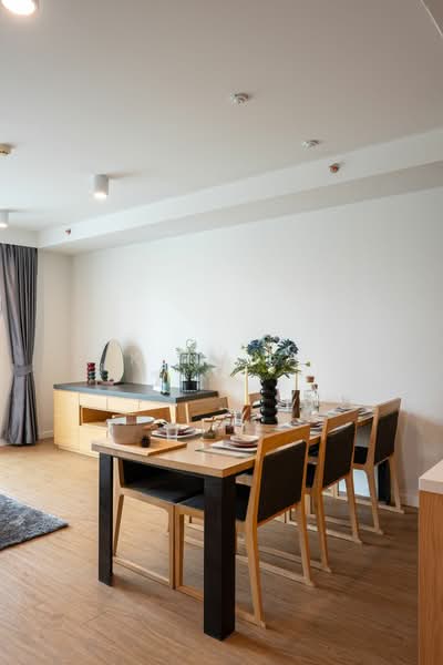 Siamese Surawong, Bangkok, Sap Road, Si Phraya, Bang Rak, Bangkok, 3 Bedrooms, 109 sqm, Condo For Sale, by K.Nana, 500188813 - DDproperty.com