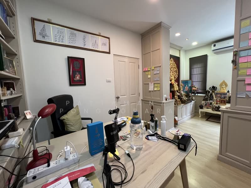 The village Chaengwatthana-Tiwananon, Nonthaburi, Soi Areeya Village, Ban Mai, Pak Kret, Nonthaburi, 2 Bedrooms, 132 sqm, Townhouse For Sale, by Pattamanan Pongnoparat, 500188819 - DDproperty.com
