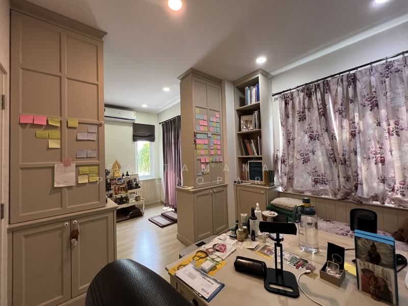 The village Chaengwatthana-Tiwananon, Nonthaburi, Soi Areeya Village, Ban Mai, Pak Kret, Nonthaburi, 2 Bedrooms, 132 sqm, Townhouse For Sale, by Pattamanan Pongnoparat, 500188819 - DDproperty.com