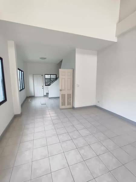 เดอะวิลเลจ ปัญญาอินทรา, Bangkok, Bang Chun, Khlong Sam Wa, Bangkok, , 170 sqm, Shophouse For Sale, by Kriengkrai, 500188824 - DDproperty.com