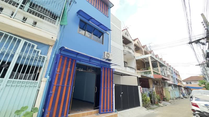 ซอยบางแวก61, Bangkok, Bang Waek, Phasi Charoen, Bangkok, 3 Bedrooms, 136 sqm, Townhouse For Sale, by ธนภณ เสาหงษ์, 500188827 - DDproperty.com