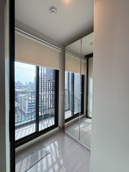 Life Sathorn Sierra, Bangkok, Ratchaphruek Rd, Talat Plu, Thon Buri, Bangkok, 1 Bedroom, 29 sqm, Condo For Rent, by ธีรดนย์ ชาวปากน้ำ, 500188859 - DDproperty.com