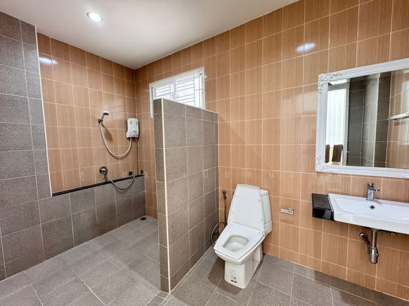 บ้านเช่าริมบึงแก่นนคร, Khon Kaen, Nai Muang, Muang Khon Kaen, Khon Kaen, 2 Bedrooms, 120 sqm, Semi-Detached House (Twin House) For Rent, by สุริยา เบียดนอก, 500188860 - DDproperty.com