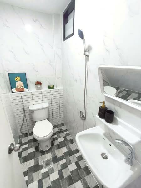 Petchpailin Phraya Suren 35, Bangkok, Bang Chun, Khlong Sam Wa, Bangkok, 2 Bedrooms, 80 sqm, Townhouse For Sale, by นภัสศรณ์ วงศ์สินไทยกร (นันท์), 500188874 - DDproperty.com