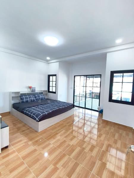 Petchpailin Phraya Suren 35, Bangkok, Bang Chun, Khlong Sam Wa, Bangkok, 2 Bedrooms, 80 sqm, Townhouse For Sale, by นภัสศรณ์ วงศ์สินไทยกร (นันท์), 500188874 - DDproperty.com