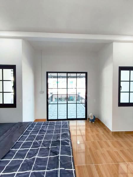 Petchpailin Phraya Suren 35, Bangkok, Bang Chun, Khlong Sam Wa, Bangkok, 2 Bedrooms, 80 sqm, Townhouse For Sale, by นภัสศรณ์ วงศ์สินไทยกร (นันท์), 500188874 - DDproperty.com