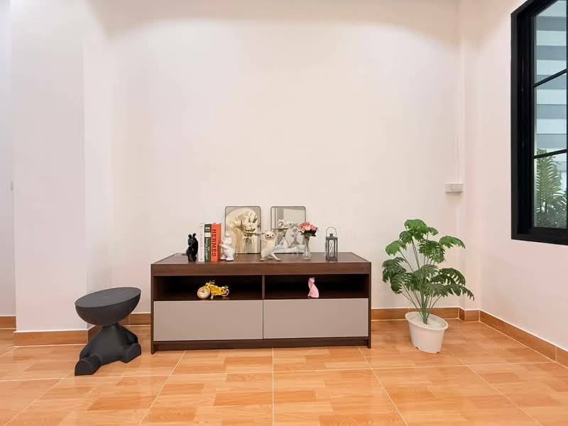 Petchpailin Phraya Suren 35 : เพชรไพลิน พระยาสุเรนทร์ 35, กรุงเทพ, บางชัน, คลองสามวา, กรุงเทพ, 80 ตร.ม., ทาวน์เฮ้าส์ ขาย, โดย นภัสศรณ์ วงศ์สินไทยกร (นันท์), 500188874 - DDproperty.com