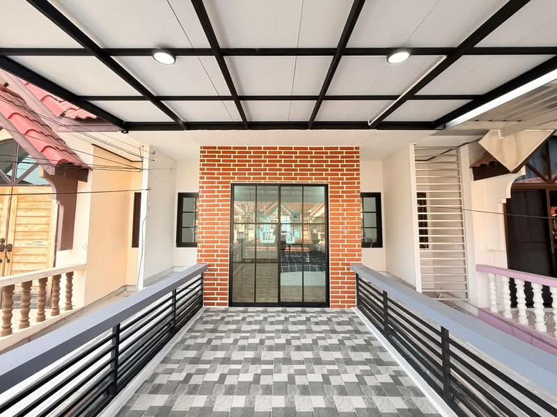 For Sale - Petchpailin Phraya Suren 35, Bangkok