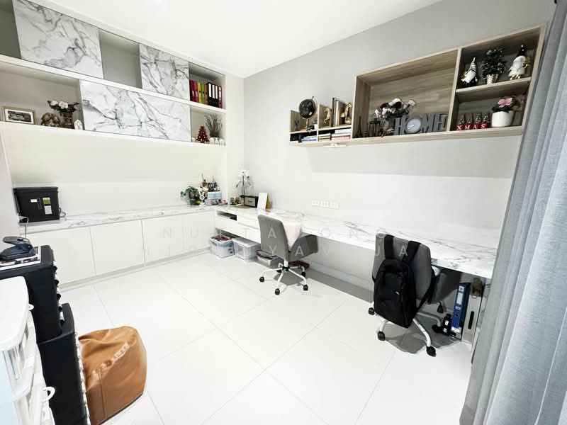 Bangkok Boulevard Rama 9-Srinakarin, Bangkok, Krungthep Kreetha Road, Saphan Sung, Saphan Sung, Bangkok, 4 Bedrooms, 247 sqm, Single Detached House For Rent, by Nuttapong Hiranyaveja, 500188876 - DDproperty.com