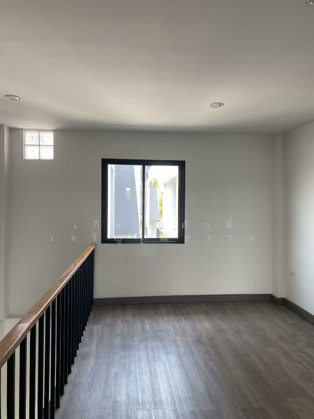 For Sale - The grosvenor, Bangkok