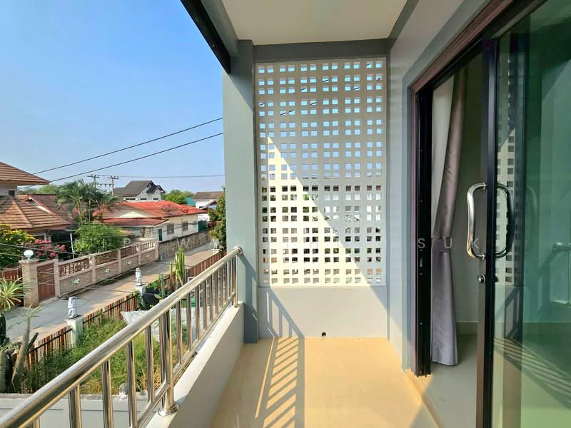 บ้านเดี่ยว 2 ชั้น ใกล้เซฟวัน อ.เมือง จ.นครราชสีมา, นครราชสีมา, ปรุใหญ่, เมืองนครราชสีมา, นครราชสีมา, 180 ตร.ม., บ้านเดี่ยว ขาย, โดย Nipawan Thurasuk, 500188891 - DDproperty.com